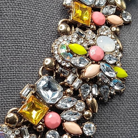 Pastel Clear Rhinestone Collar Necklace, Gold Tone, Link Wide Necklace - Picture 6 of 10